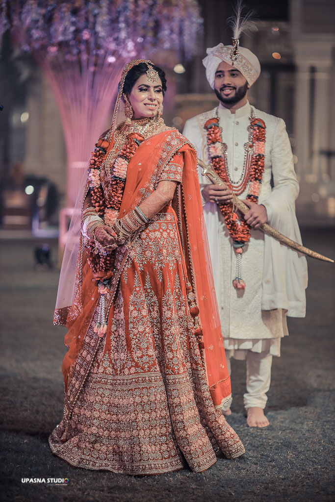 indian wedding couple 